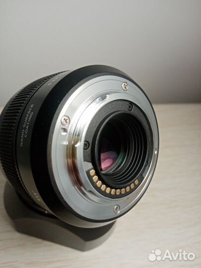 Объектив Leica DG Summilux 25 mm f / 1.4 mft