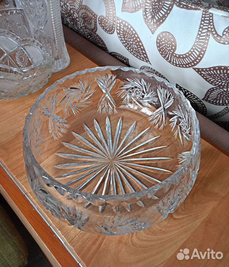 Хрустальная ваза