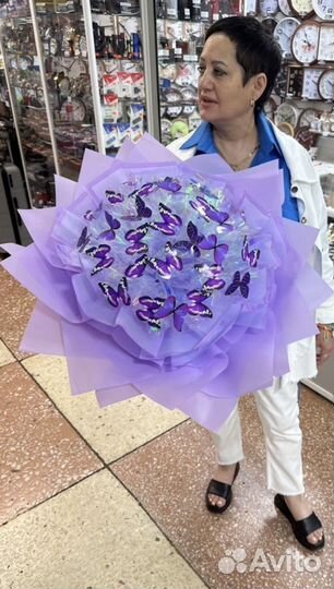 Букет из бабочек светящийся