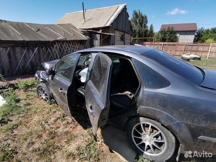 Ford Focus 2.0 AT, 2007, битый, 199 999 км