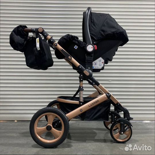 Детская прогулочная коляска