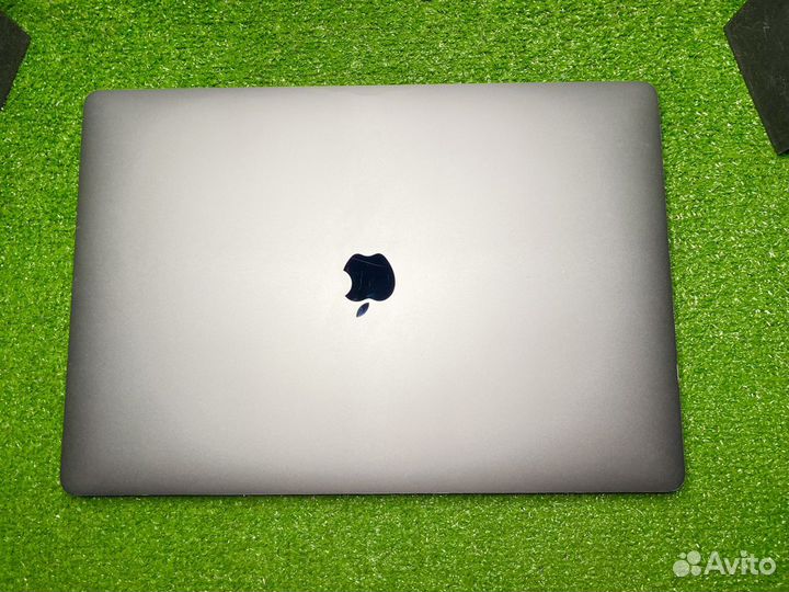 Macbook Pro 15 2018 i7 16gb 512gb Ростест