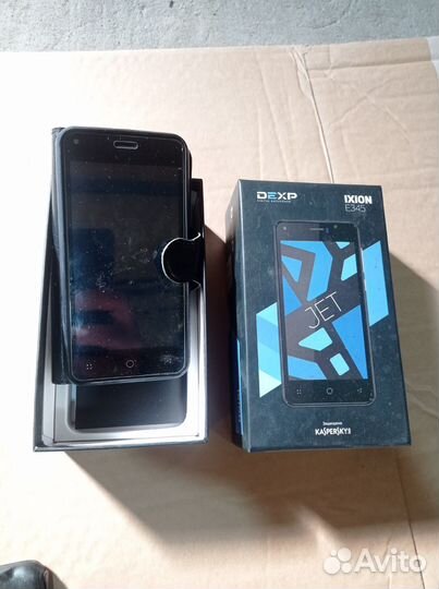 Мобильные телефоны на запчасти