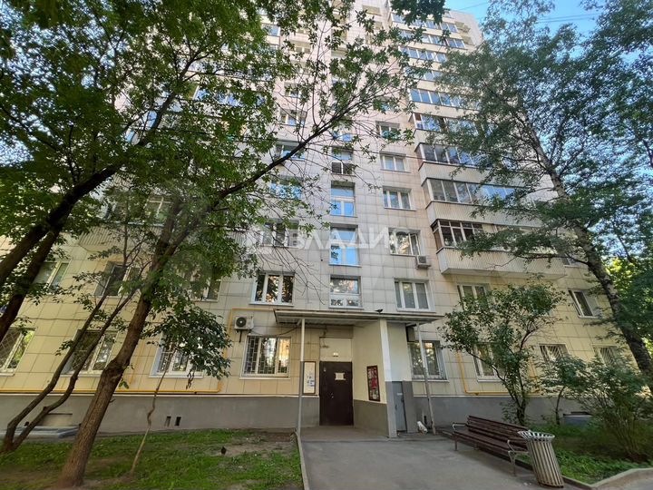 3-к. квартира, 64 м², 2/12 эт.