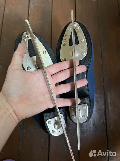 Коньки фигурные roces