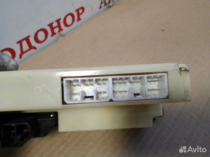 Переключатель отопителя печки Mazda 626 2.0