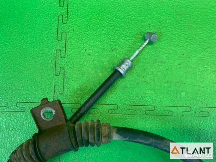 Тросик ручника задняя правая mitsubishi delica D:5