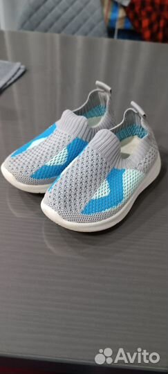 Кроссовки детские