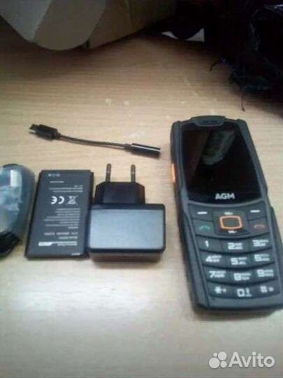 Телефон Agm m6