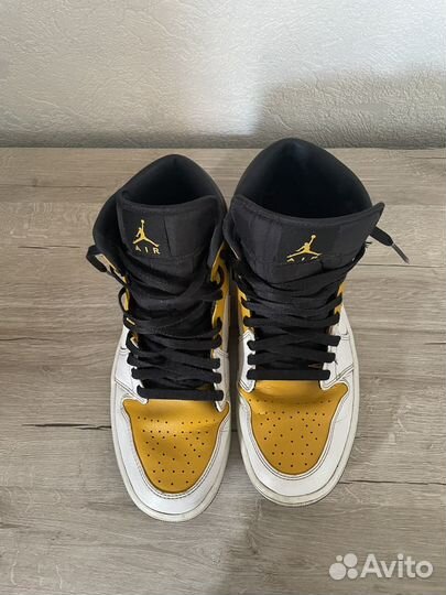 Nike air jordan 1 university gold mid оригинал