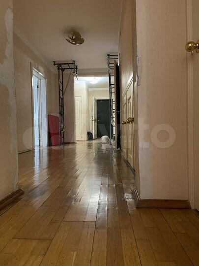 4-к. квартира, 133 м², 6/10 эт.