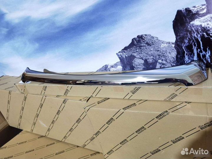 Хром капота Toyota Land Cruiser Prado 150