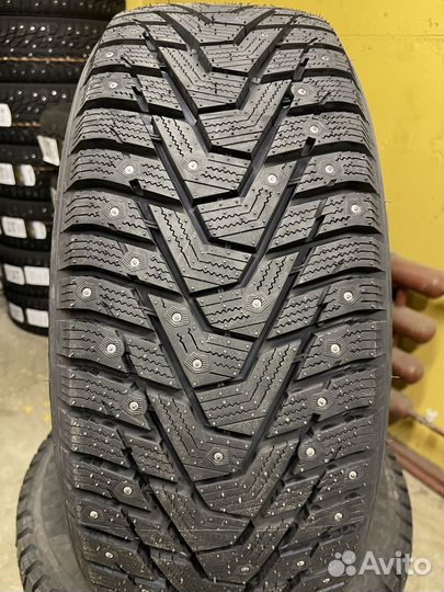 Hankook Winter i'Pike X W429A 225/75 R16 104T