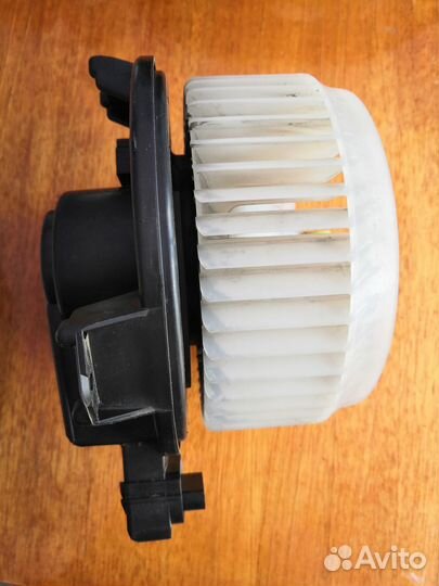 Моторчик печки Jaguar XF/XJ