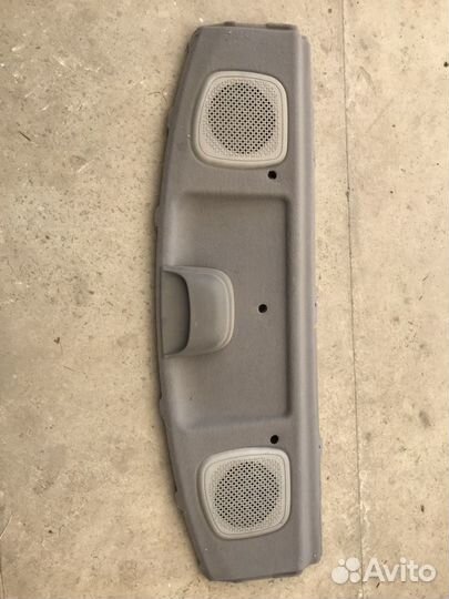 Задняя полка accent