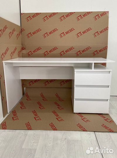 Стол письменный Кайт отличное качество