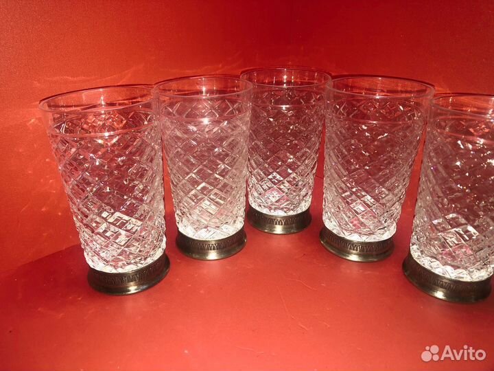 Хрустальные бокалы с мельхиоровым дном