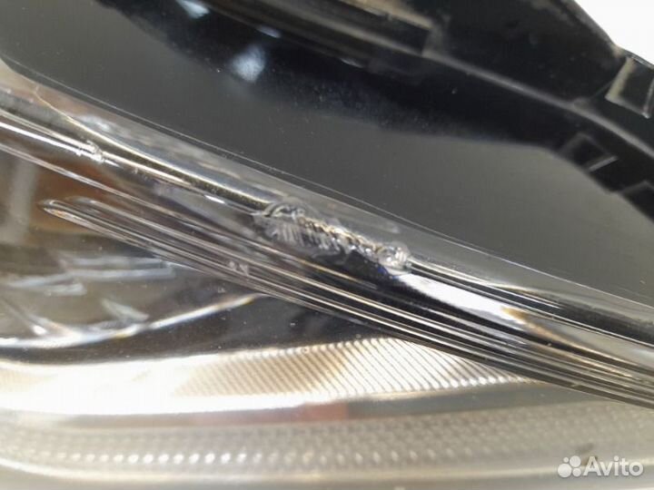Фара правая Toyota Camry 70 2017-2021