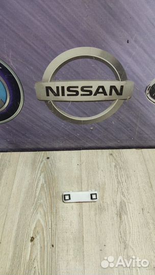 Кронштейн крепление бампера Nissan qashqai J10 Пра