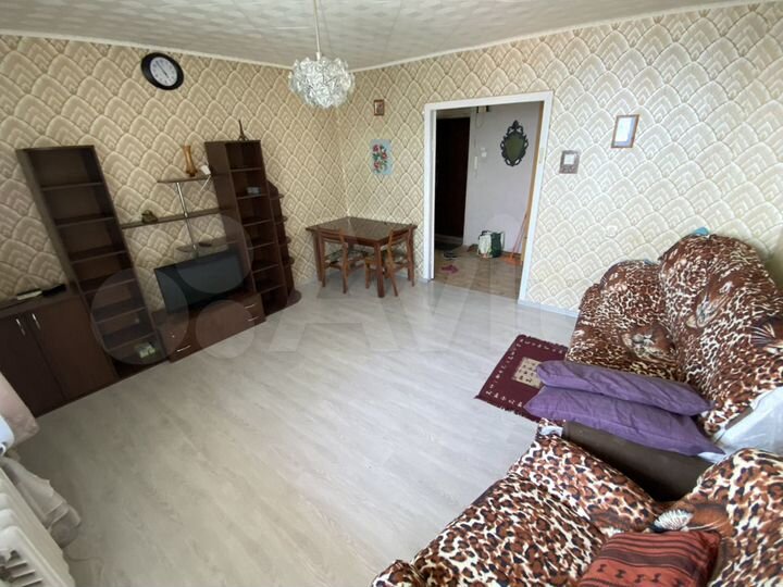 2-к. квартира, 55 м², 9/9 эт.