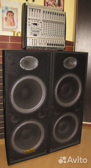 Колонки Dj-Tech 1600W 2ш Активный микшер Behringer