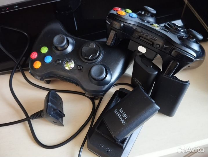 Xbox 360 прошитый freeboot 250 GB