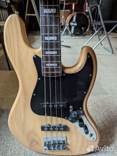 Бас гитара fender jazz bass