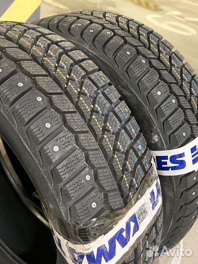 Viatti Brina Nordico V-522 205/65 R16 95