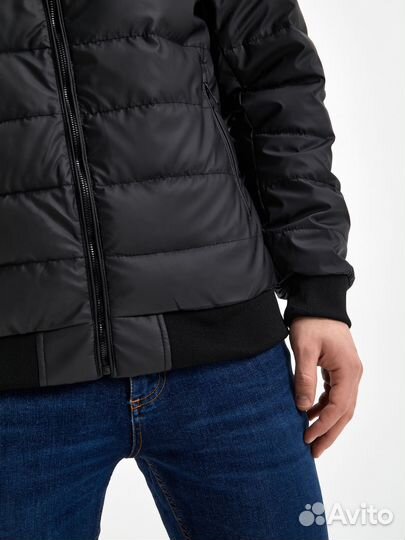 Мужская куртка бомбер стеганая весна демисезон