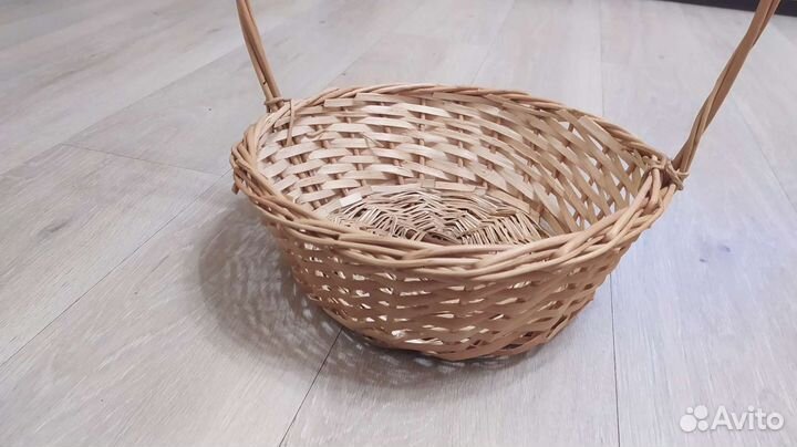 Корзина плетеная