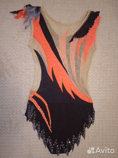 Продам купальник для худ. гимнастики р. 150-155