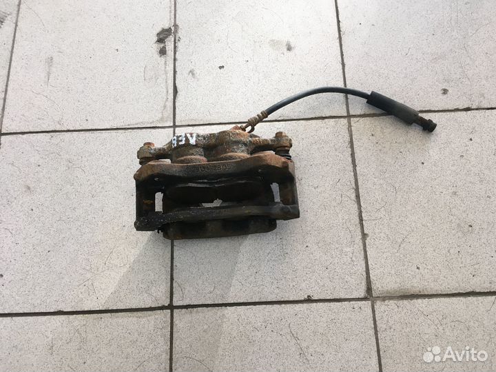 Суппорт тормозной передний R. L. Ford Transit 22г