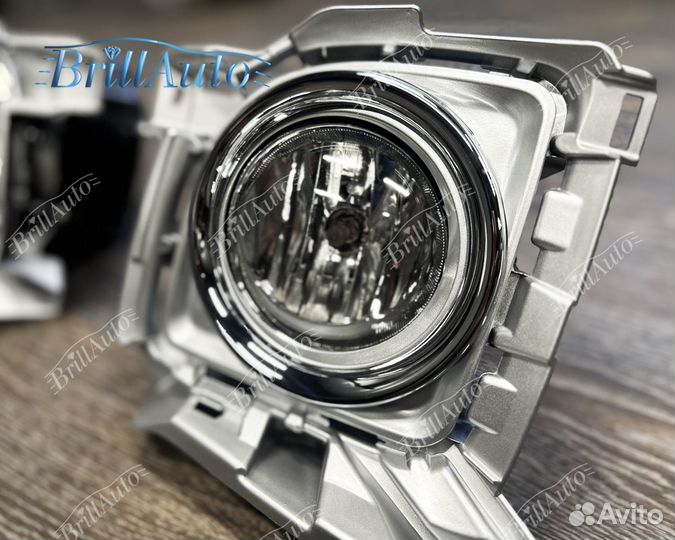 Противотуманки Land Cruiser 200 12-15 с рамкой