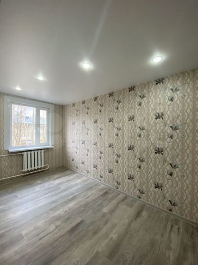 2-к. квартира, 40 м², 1/2 эт.