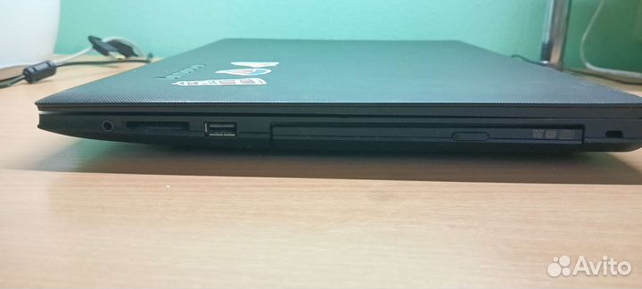 Ноутбук lenovo