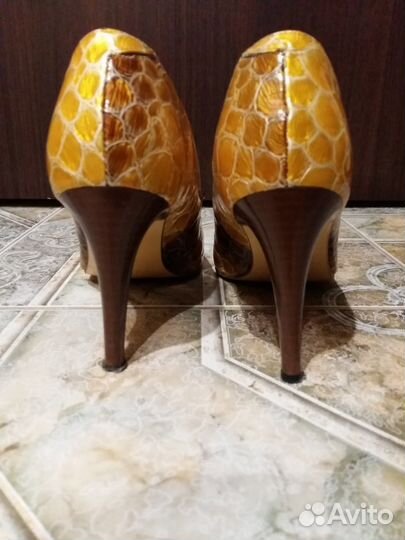 Женские туфли