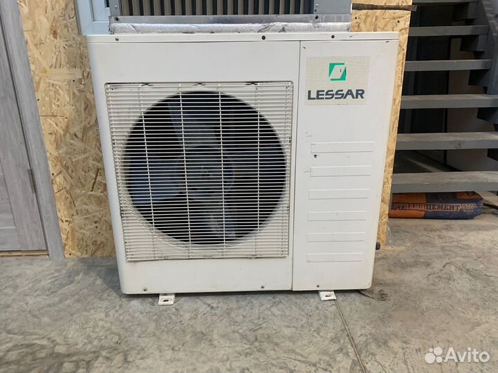 Kомпрeсcoрно - конденсaтоpный блок Lessar LUQ-H36