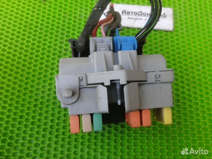 Блок предохранителей Fiat Albea 350A1000 2007