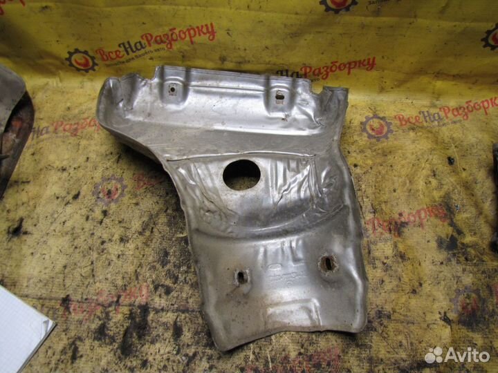 Экран тепловой Ford Focus 3 (арт. 3)