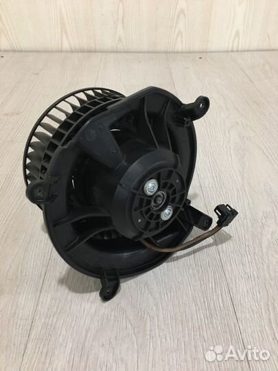 Мотор печки Mercedes Benz E300 W211 M272.943 2008
