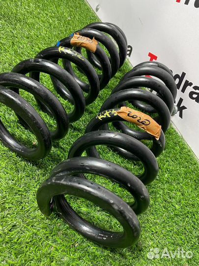 Пружина подвески Toyota Tundra 2007-2021