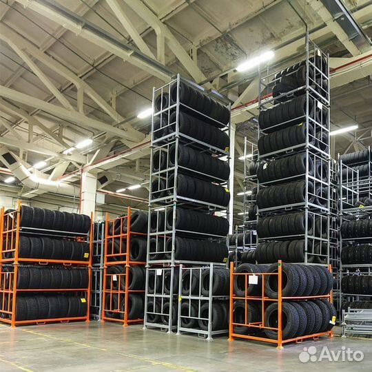 Pirelli Ice Zero 2 275/35 R20