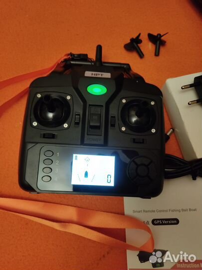 Кораблик для рыбалки и завоза прикормки C118gps
