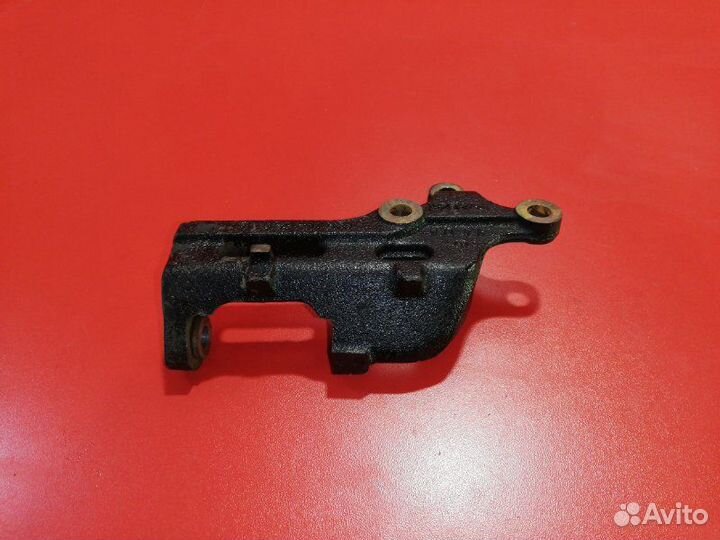 Кронштейн Генератора Toyota Hilux Surf VZN130G