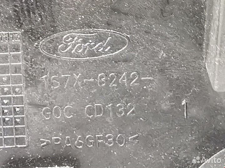 Панель передняя (телевизор) для Ford Mondeo 3