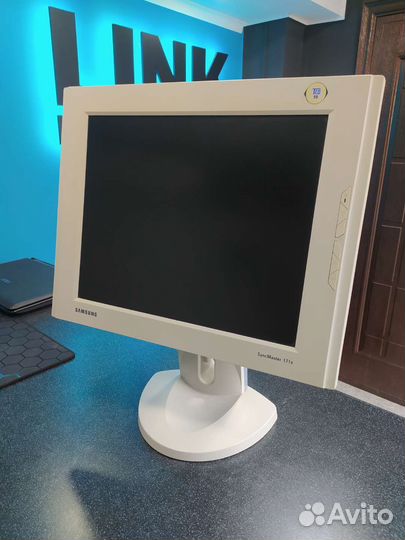 Монитор Samsung 17 дюймов