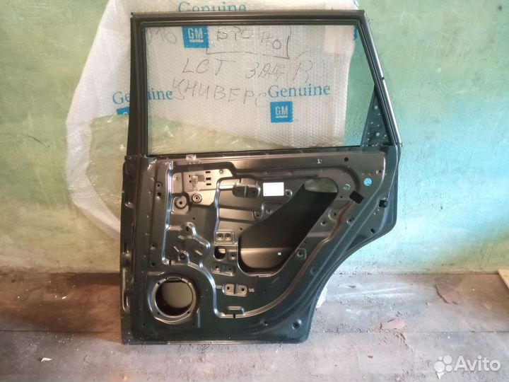 Дверь задняя правая Chevrolet lacetti
