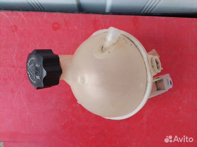 Расширительный бачок Citroen C4