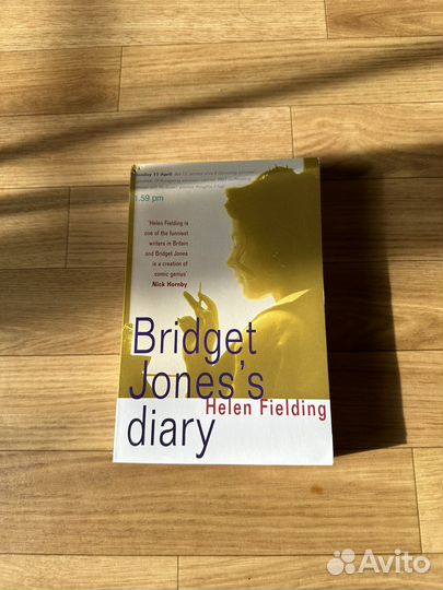Книга «Дневник Бриджет Джонс» на английском