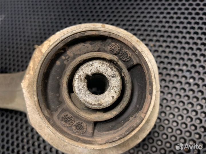 Рычаг подвески нижний передний левый Audi A6 C7